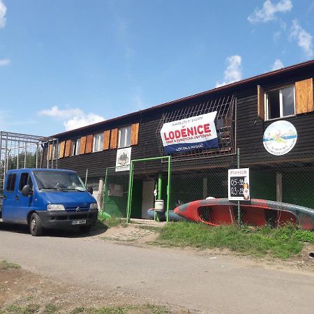 Klub vodáků Karlovy vary Exterior foto